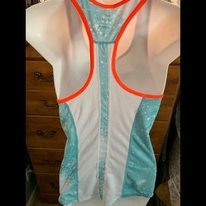 Women’s XS Nike DriFit Tank